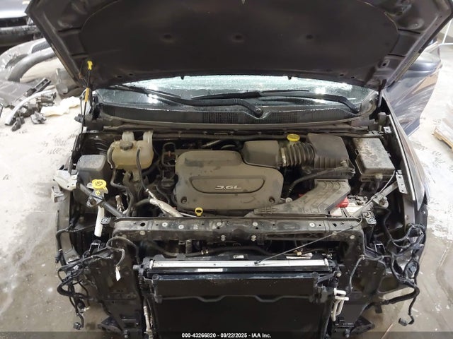 2C4RC1BG5JR185801 Chrysler 2018