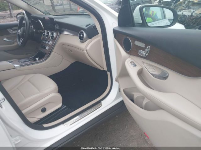 2020 MERCEDES-BENZ GLC 300 W1N0G8EB9LF764833 Photo 4