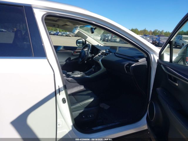 2017 LEXUS NX 200T JTJBARBZ1H2104564 Photo 4