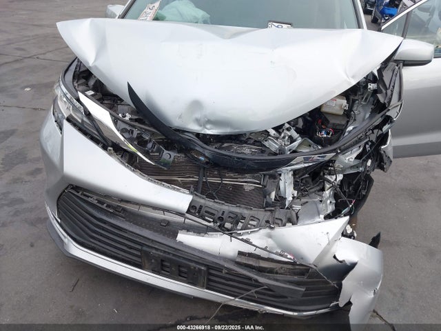 5TDJRKEC3PS177853 Toyota SIENNA XLE