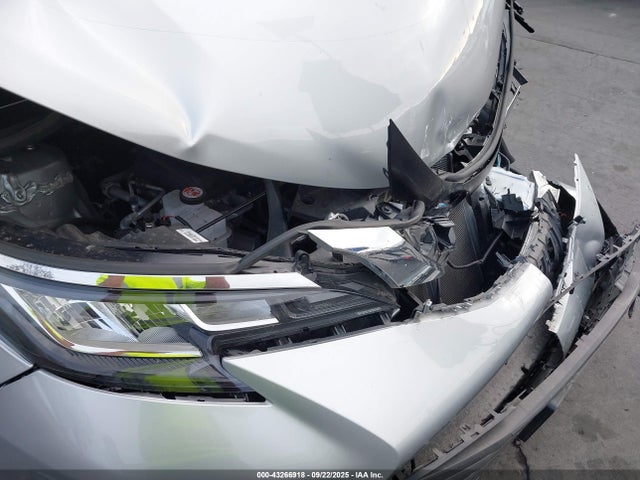 5TDJRKEC3PS177853 Toyota SIENNA XLE