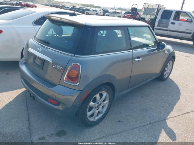 2009 MINI COOPER S WMWMF73529TW86213 Photo 3