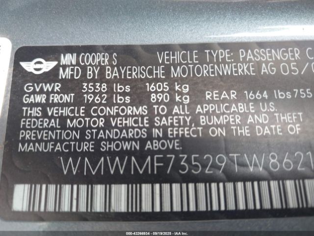 2009 MINI COOPER S WMWMF73529TW86213 Photo 8