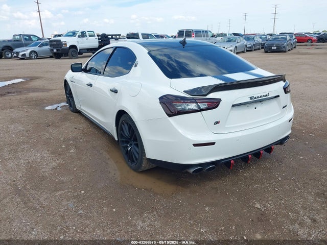 2015 MASERATI GHIBLI ZAM57RTA6F1138201 Photo 2
