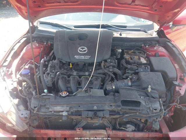 3MZBM1W77FM127161 Mazda pe