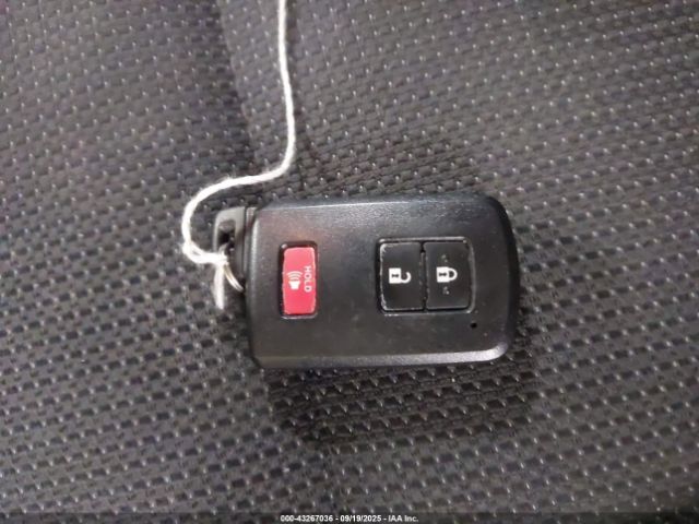 2018 TOYOTA RAV4 2T3RFREV7JW766433 Photo 10