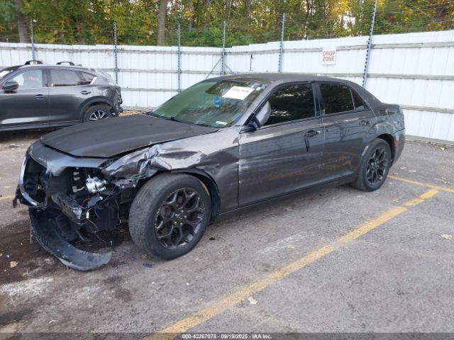 2019 CHRYSLER 300 2C3CCAGG5KH561486 Photo 1