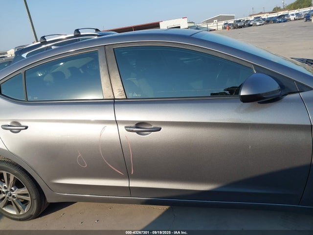 Hyundai mpi nu 2018 5NPD84LF8JH344729 Image 14