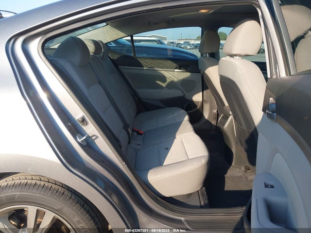 Hyundai mpi nu 2018 5NPD84LF8JH344729 Image 8