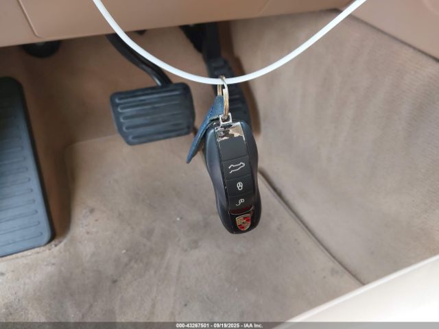 2016 PORSCHE CAYENNE WP1AA2A2XGLA00611 Photo 10