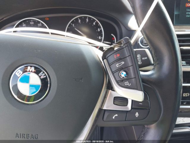 2019 BMW X3 5UXTR7C54KLR46458 Photo 10