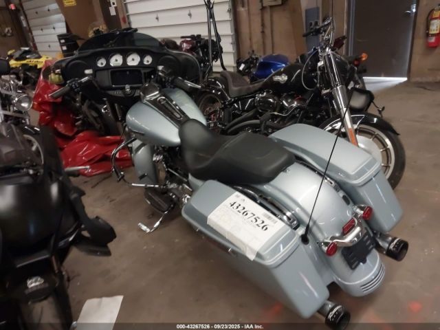 2023 HARLEY-DAVIDSON FLHX 1HD1KBC16PB639365 Photo 2