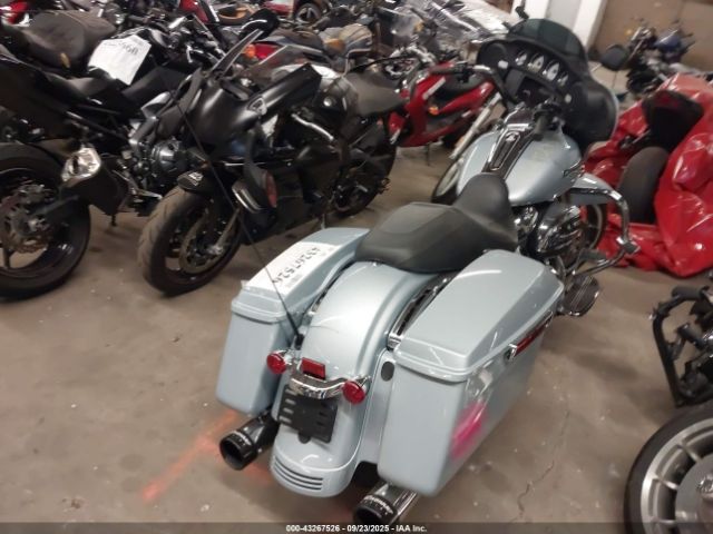 2023 HARLEY-DAVIDSON FLHX 1HD1KBC16PB639365 Photo 3