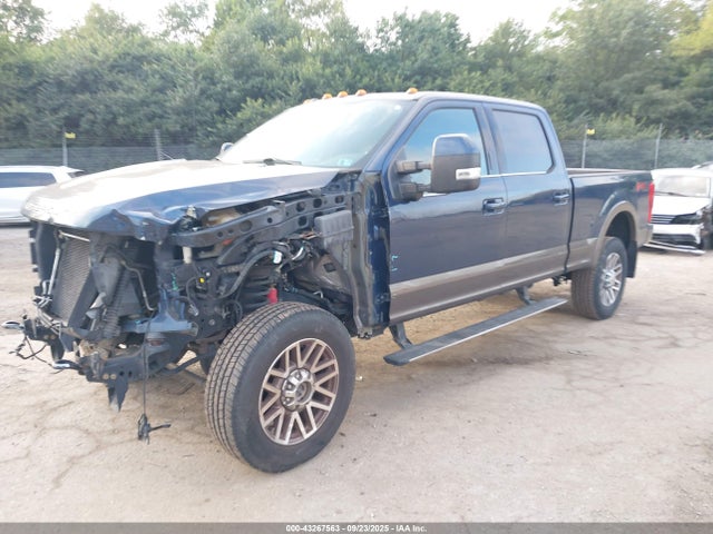 Ford 2017 2017 1FT7W2B68HEE40721 Image 2