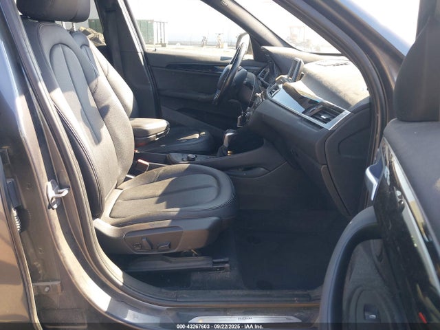 WBXHT3Z35H4A52047 BMW X1