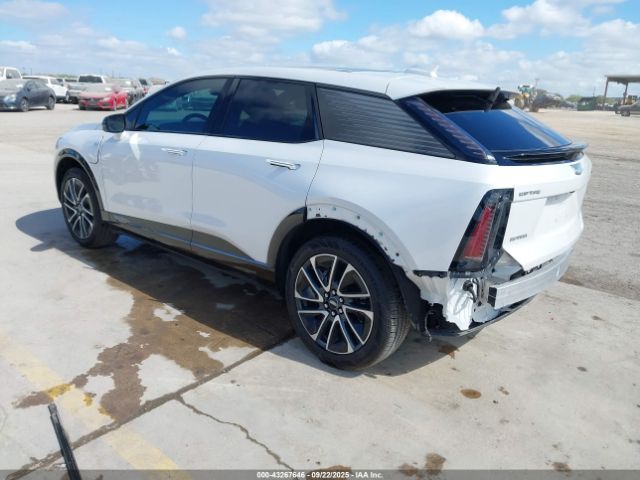 2025 CADILLAC OPTIQ 3GYK3EMR5SS177882 Photo 2