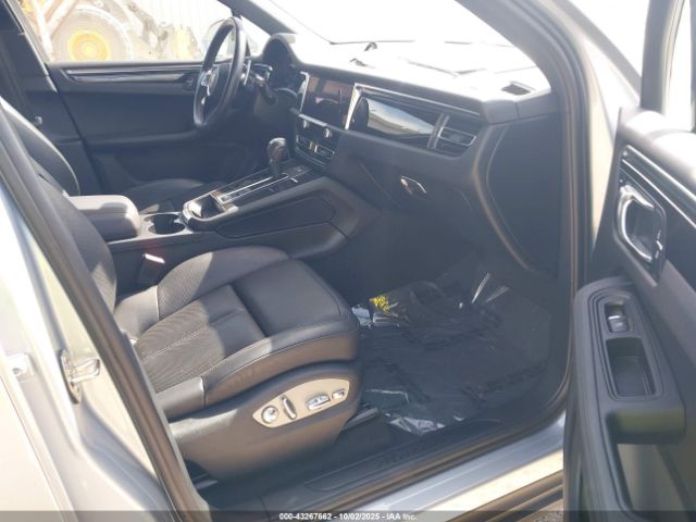 2023 PORSCHE MACAN WP1AA2A51PLB21697 Photo 4