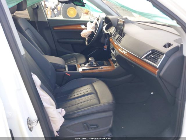 2021 AUDI Q5 WA1AAAFYXM2049926 Photo 4