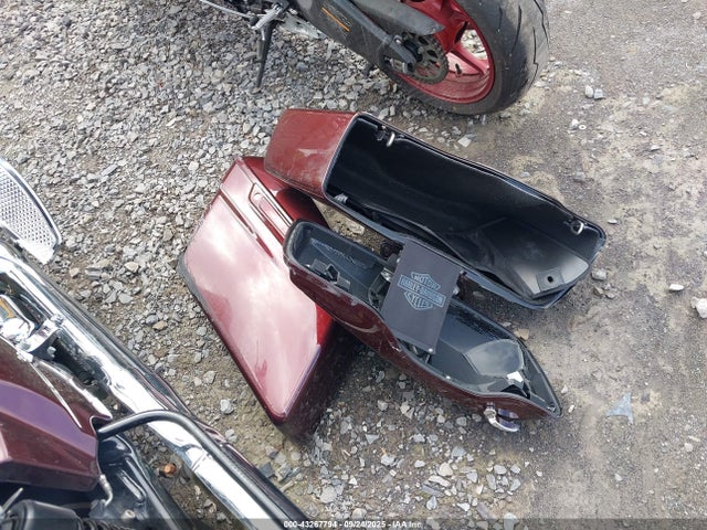 1HD1KHC15JB656507 Harley-Davidson Road Glide