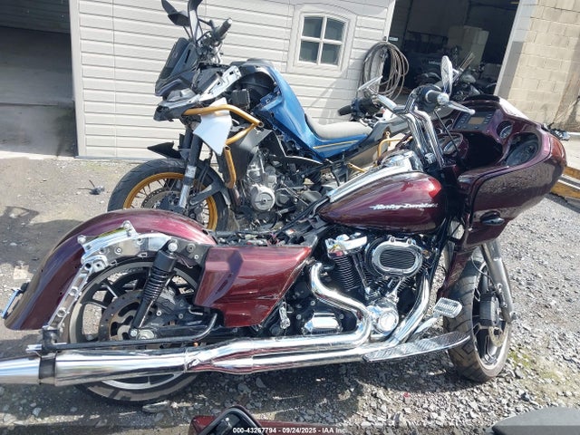 1HD1KHC15JB656507 Harley-Davidson Road Glide