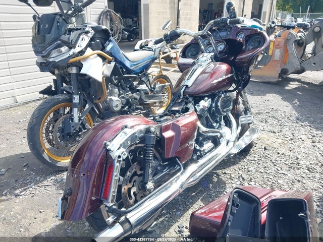 1HD1KHC15JB656507 Harley-Davidson Road Glide