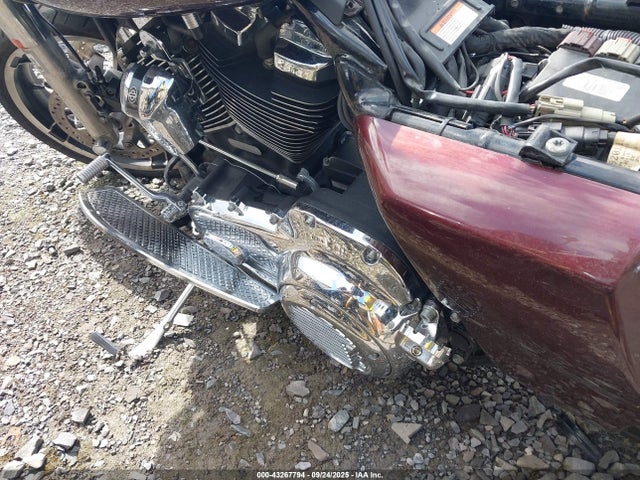 1HD1KHC15JB656507 Harley-Davidson Road Glide