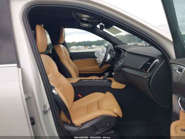 2022 VOLVO XC90 YV4A22PL5N1857990 Photo 4