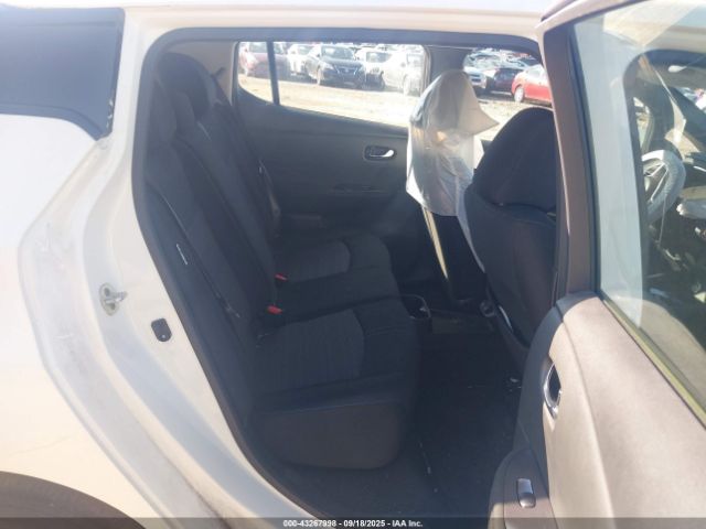 2023 NISSAN LEAF 1N4AZ1BV3PC561168 Photo 7