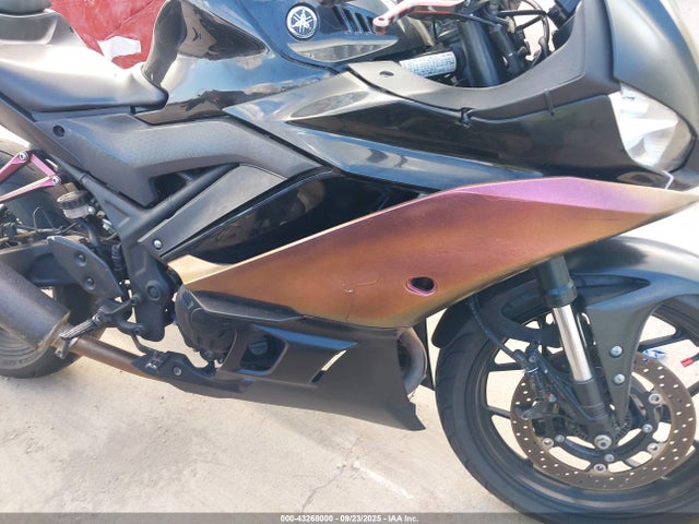 MH3RH18Y4MK007920 Yamaha 2021
