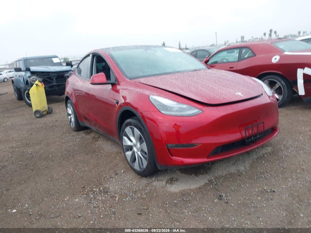2024 TESLA MODEL Y 7SAYGDEEXRA223168 Photo 0