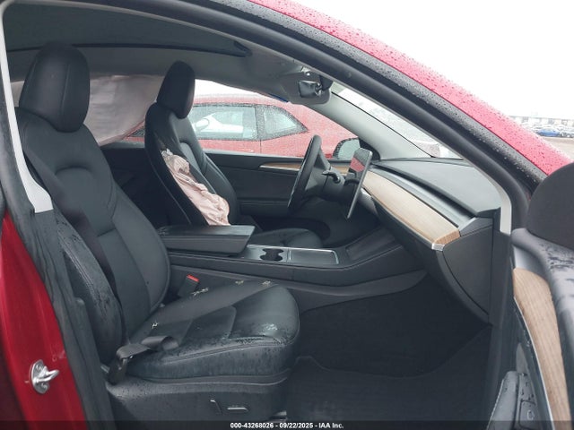 2024 TESLA MODEL Y 7SAYGDEEXRA223168 Photo 4