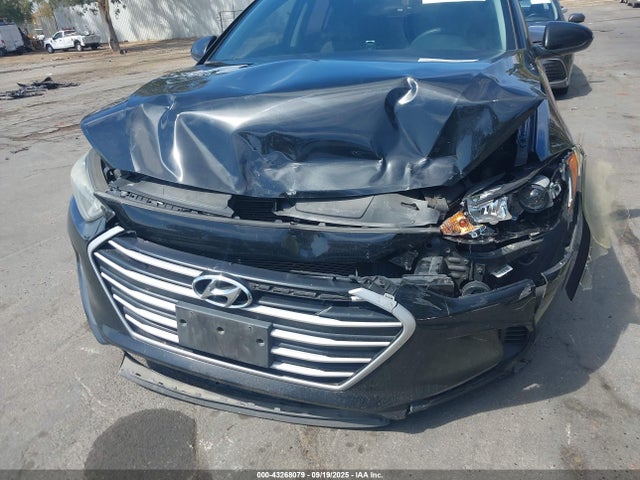 5NPD74LF1HH143834 Hyundai 2017