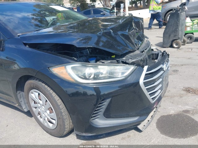 5NPD74LF1HH143834 Hyundai 2017