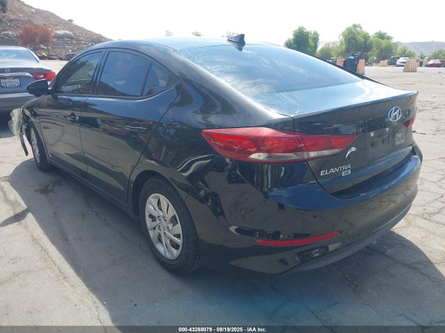 5NPD74LF1HH143834 Hyundai 2017