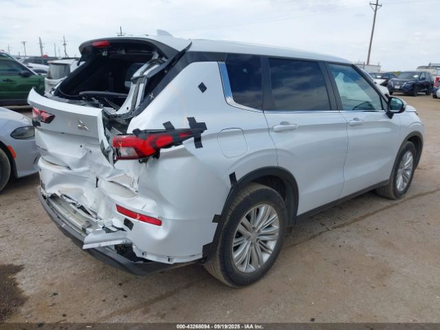 2024 MITSUBISHI OUTLANDER JA4J3UA88RZ012424 Photo 3