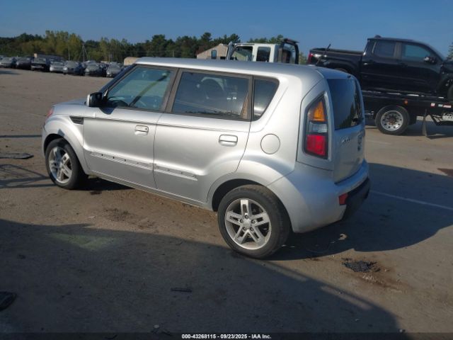 2010 KIA SOUL KNDJT2A27A7068232 Photo 2