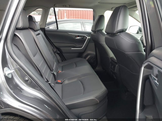 JTMB6RFV4SJ074842 Toyota a25a-fxs