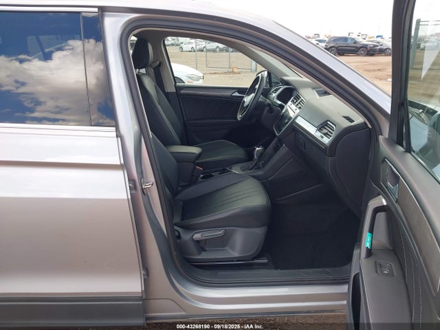 3VV3B7AX3NM008210 Volkswagen 2022