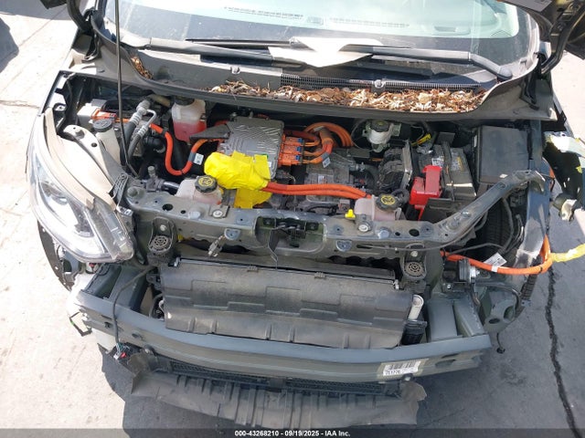 1G1FX6S04J4113913 Chevrolet 2018