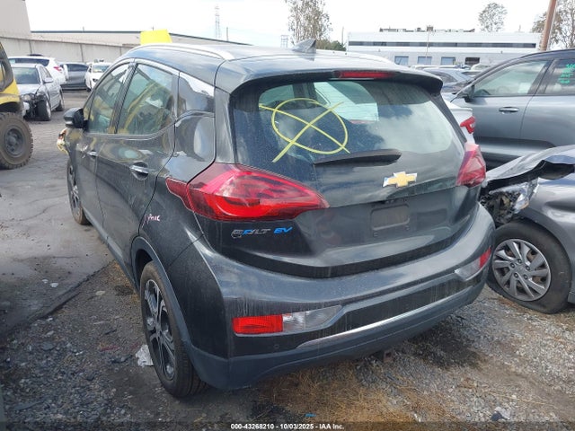 1G1FX6S04J4113913 Chevrolet 2018