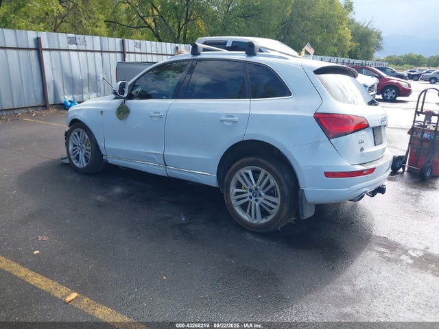 2014 AUDI Q5 WA1CMAFP9EA075996 Photo 2