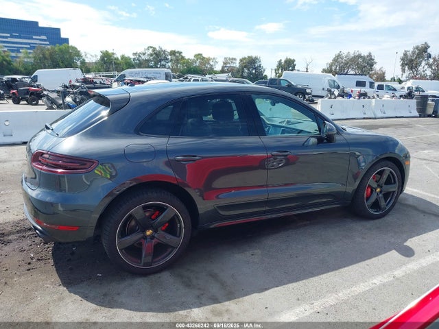 Porsche Macan 2017 WP1AG2A51HLB51007 Image 13