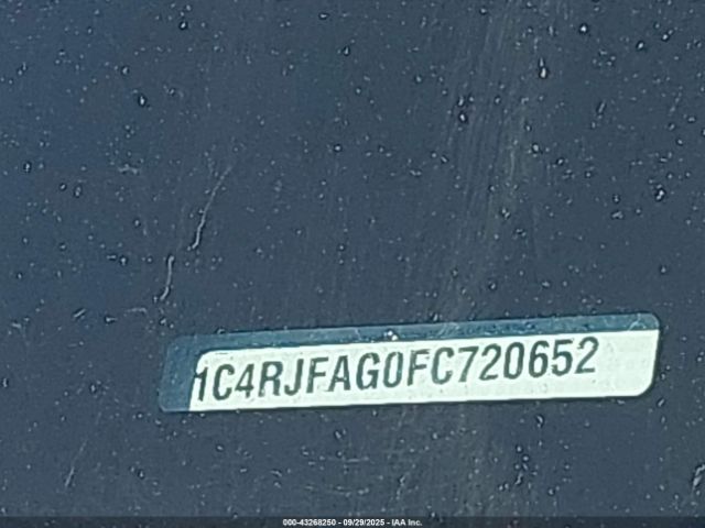 2015 JEEP GRAND CHEROKEE 1C4RJFAG0FC720652 Photo 8