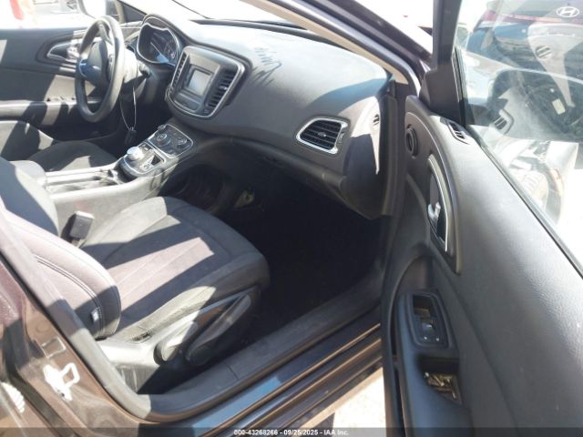 2015 CHRYSLER 200 1C3CCCAB1FN749363 Photo 4