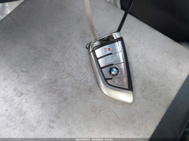 2019 BMW 540I WBAJE5C53KWE66239 Photo 10