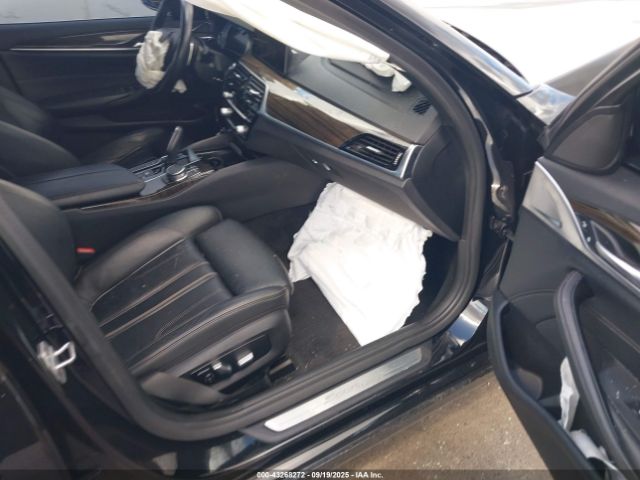 2019 BMW 540I WBAJE5C53KWE66239 Photo 4