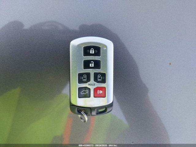 Продажа на аукционе авто 2011 Toyota Sienna Xle V6, vin: 5TDYK3DCXBS025166, номер лота: 43268273