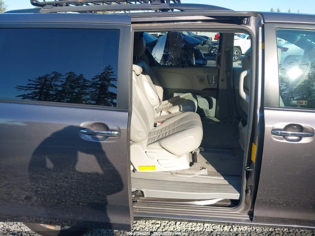 Продажа на аукционе авто 2011 Toyota Sienna Xle V6, vin: 5TDYK3DCXBS025166, номер лота: 43268273