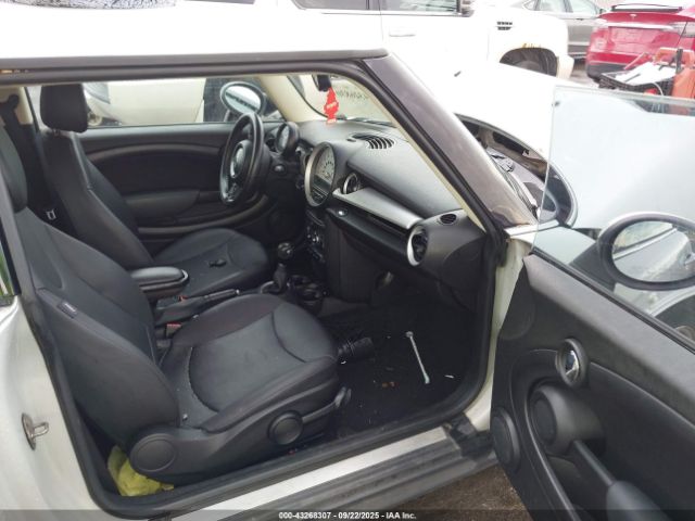 2012 MINI COOPER WMWSU3C56CT539812 Photo 4