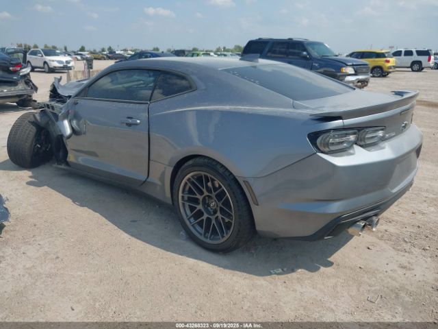 2021 CHEVROLET CAMARO 1G1FF1R77M0132525 Photo 2